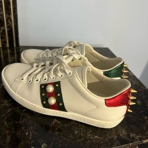 Gucci sneakers